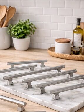 Set Of 10 Brushed Nickel Silver Cabinet Handles